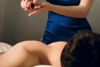 水疗馆是失眠者的秘密避难所